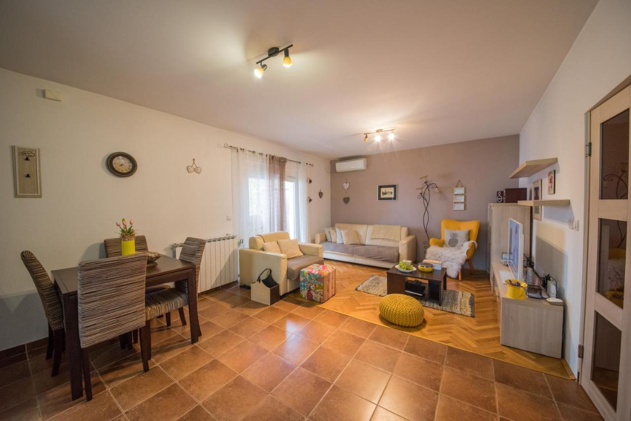 City Apartment Magdalena Zadar Extérieur photo